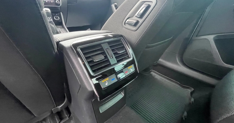 Skoda Superb cena 84900 przebieg: 145000, rok produkcji 2021 z Zator małe 352